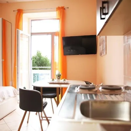 Holiday home Marica Mit 10 Einzelnen Direkt Am Von *